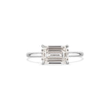 Solitärring Baguette East-West · 2,00 ct Emerald-Cut Labordiamant · 14k Weißgold