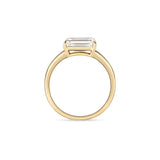 Solitärring Baguette East-West · 2,00 ct Emerald-Cut Labordiamant · 14k Gelbgold